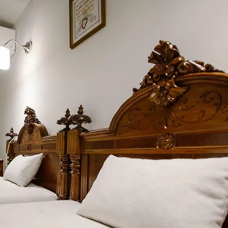 Πανσιόν Casa Mindela 4*